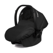 La coque auto Trippy est conçue pour offrir à votre nouveau-né une protection maximale dès la naissance, tout en garantissant une installation simple, rapide et sécurisée. Légère et ergonomique, elle se fixe en un clic sur la base Isofix Trippy, (ou se ceinture au véhicule) et sur la poussette compatible, pour des déplacements fluides et sans réveiller bébé. Sa forme enveloppante, son réducteur nouveau-né et son harnais 3 ou 5 points (selon version) assurent un maintien optimal, parfaitement adapté à la morphologie des tout-petits.&nbsp; Parce que les familles accueillant jumeaux, triplés ou fratries rapprochées ont besoin de solutions pratiques, la coque Trippy est disponible en plusieurs configurations : • Pack 3 coques : pensé pour les triplés ou les assistantes maternelles accueillant plusieurs nourrissons. ➜ Chaque bébé dispose de son siège-auto, sans nécessité de réajuster ou de réinstaller entre deux trajets. 3 Couvres-jambes offerts Ces packs permettent une organisation fluide et sécurisée, en évitant les manipulations répétées et en réduisant le temps d’installation dans la voiture. Existe aussi en pack jumeaux&nbsp; Notre avis Lilo Jumeaux sur la Coque Isofix Trippy La coque Trippy est idéale pour les premières sorties : légère, sûre et compatible avec la base Isofix. Elle simplifie vraiment le quotidien des parents de multiples en permettant une installation rapide… sans jamais laisser un bébé attendre trop longtemps.DIMENSIONS ET POIDS de la&nbsp;Coque Isofix TrippyUtilisable dès : 40 cm jusqu’à 87 cm ( de 0 à 13 Kg) Insert nouveau-né Couvre-jambes inclus Poids : 3,2 kg Utilisable dès : 40 cm jusqu’à 87 cm Matériaux : plastique, polyester, mousse hypoallergénique Cette coque est non seulement légère, mais elle est également fabriquée à partir de matériaux de haute qualité, garantissant une durabilité à long terme. 👉Pour découvrir davantage la poussette qui facilitera vos sorties en famille, n'hésitez pas à consulter la&nbsp;notice d’utilisation&nbsp;ou à visionner la&nbsp;démo du produit&nbsp;pour voir toutes ses fonctionnalités en action.La Coque Isofix Trippy est plus qu'un simple accessoire ; elle est une véritable alliée pour les familles avec des jumeaux ou des enfants d’âges rapprochés, apportant une touche de sérénité dans chaque trajet. En choisissant ce produit, vous optez pour la sécurité, le confort et le bonheur partagé.Lilo JumeauxFirst alt text